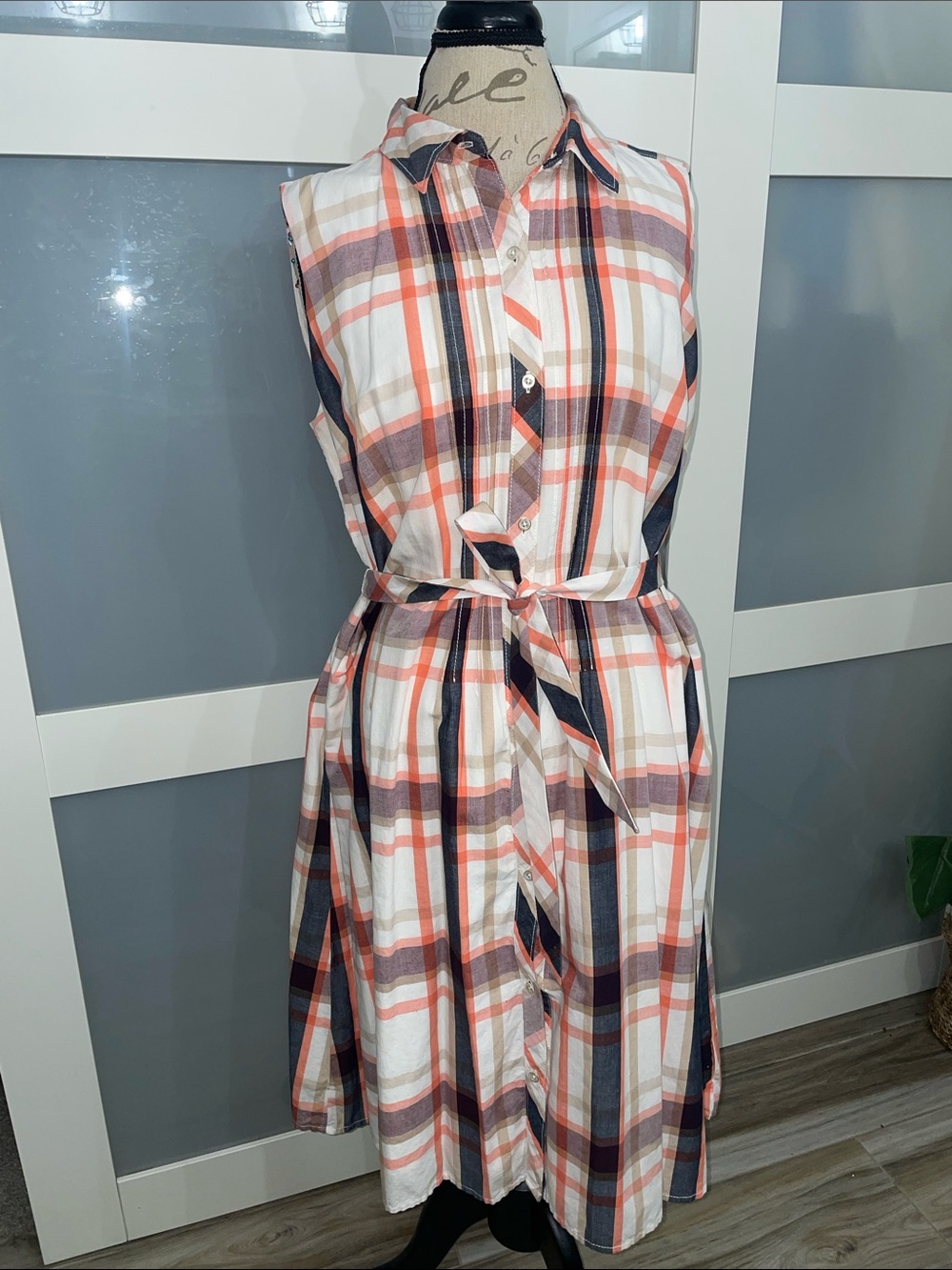 Tommy Hilfiger Sleeveless Plaid Midi Shirt Dress - White, Coral & Navy